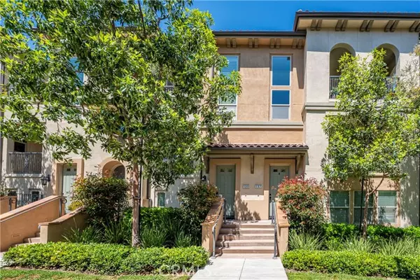 135 Neptune, Irvine, CA 92618