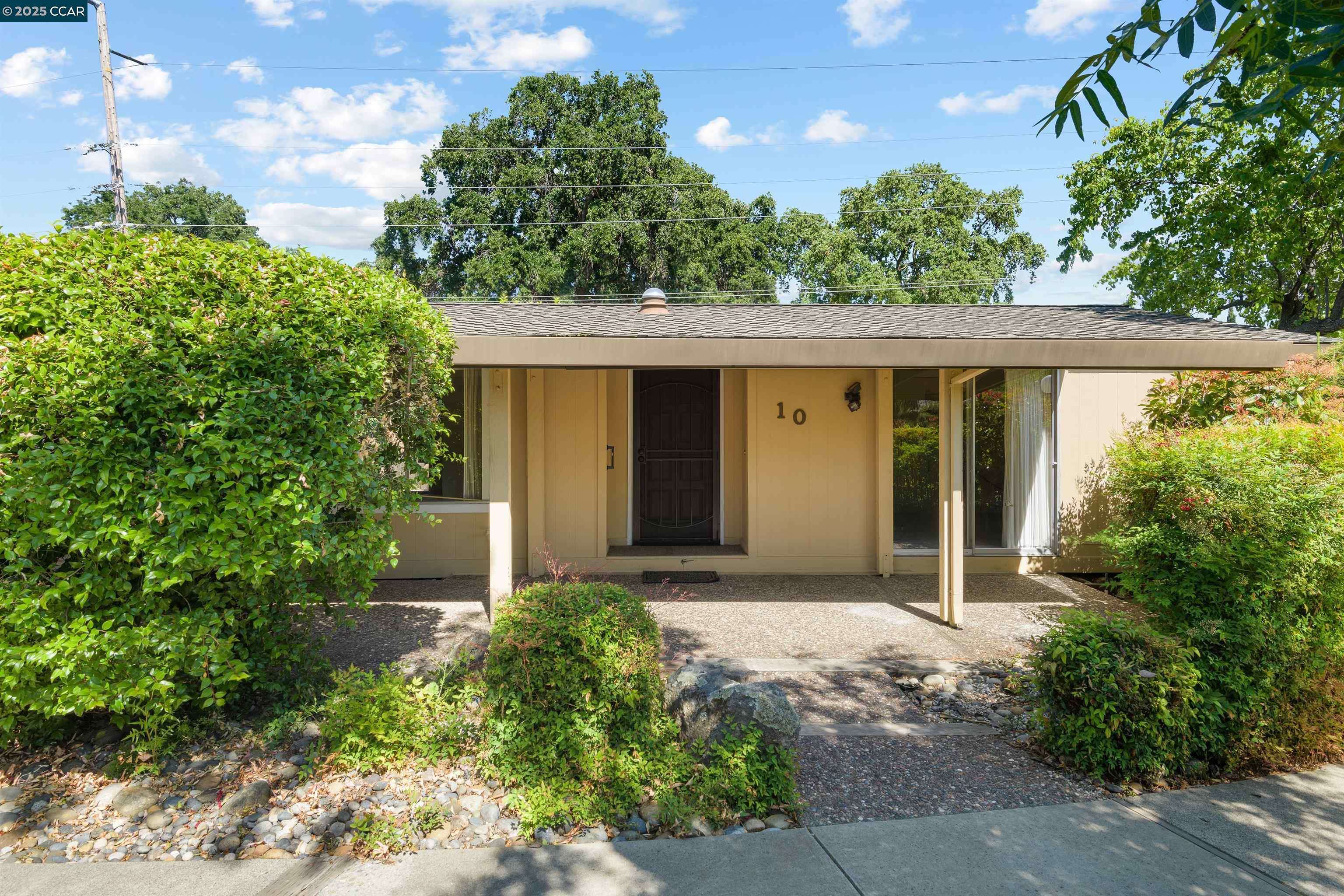 1201 Monument Blvd SPC 10, Concord, CA 94520
