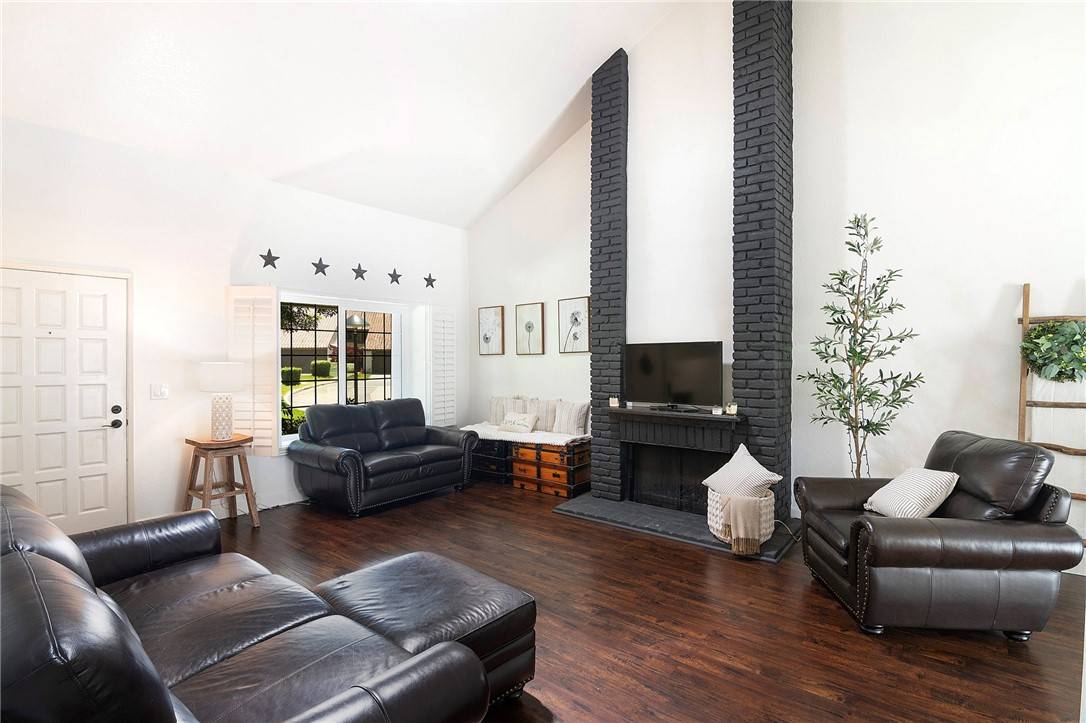San Dimas, CA 91773,626 Santa Paula CT