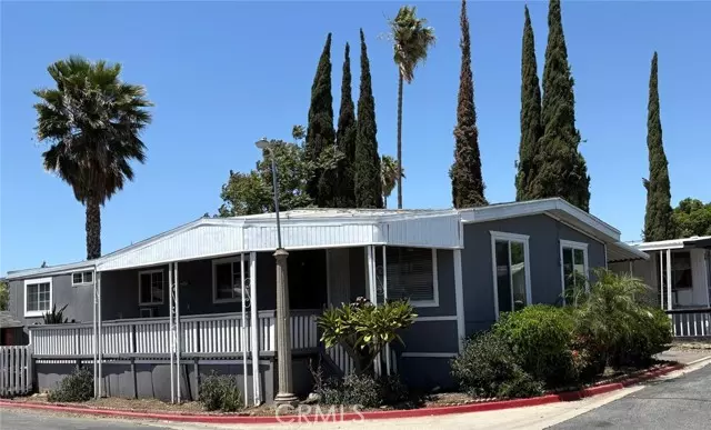350 S Willow AVE 150, Rialto, CA 92376