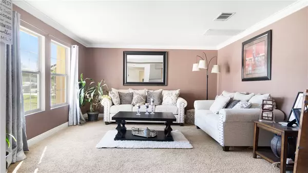 Corona, CA 92881,363 Appleby ST