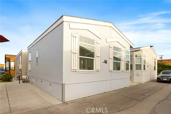 North Hollywood, CA 91605,8250 Lankershim BLVD 40