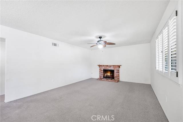 Chatsworth, CA 91311,10468 Larwin AVE