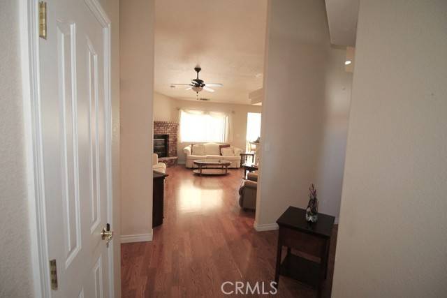Helendale, CA 92342,27241 Silver LKS