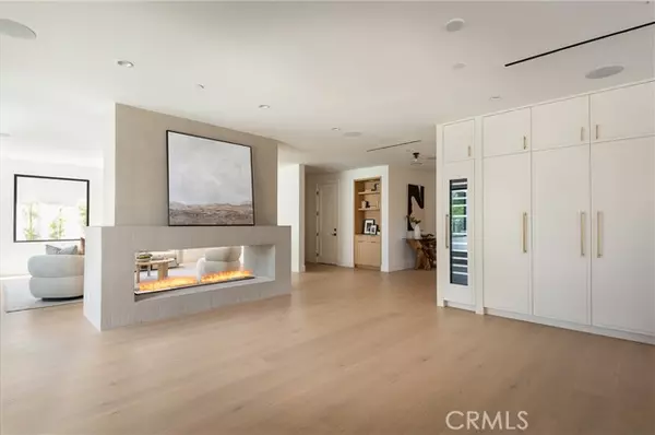 Toluca Lake, CA 91601,4936 Strohm AVE