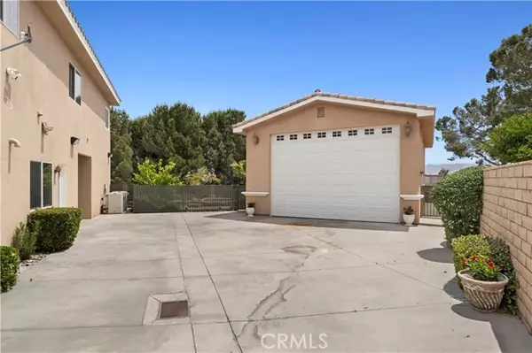 Victorville, CA 92395,13985 Evergreen LN