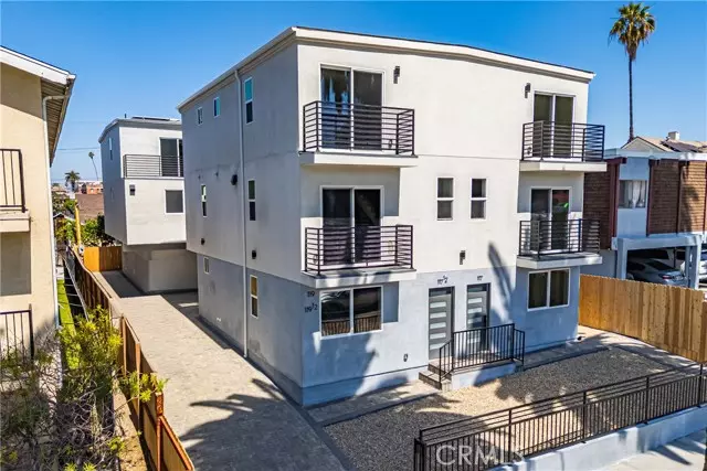 Los Angeles, CA 90057,119 S Rampart BLD