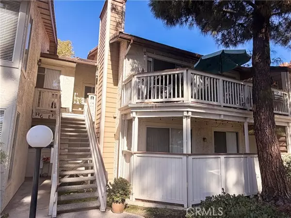 Thousand Oaks, CA 91362,2474 Pleasant WAY E