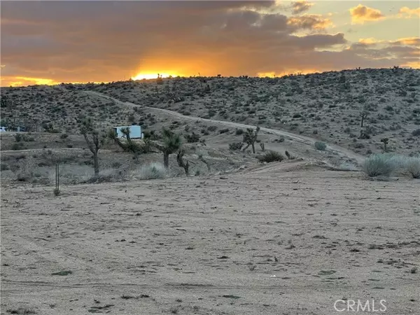 9683 Milpas DR, Apple Valley, CA 92308