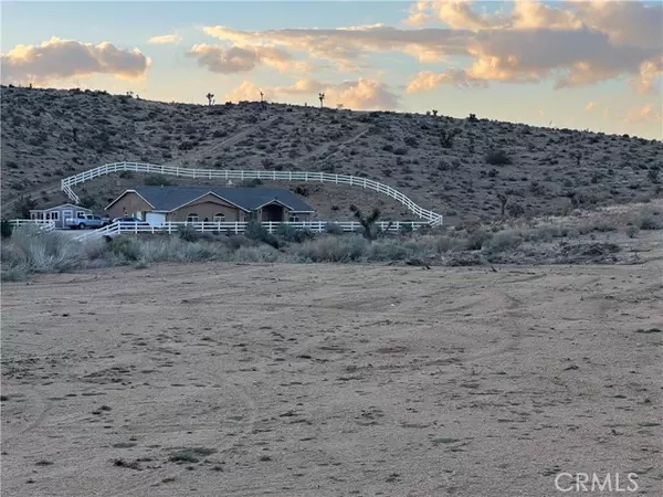 Apple Valley, CA 92308,9683 Milpas DR
