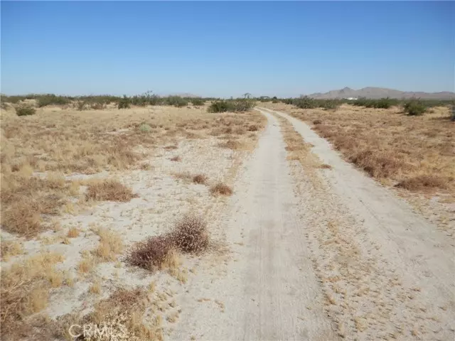 0 Gaceta AVE, Palmdale, CA 93591