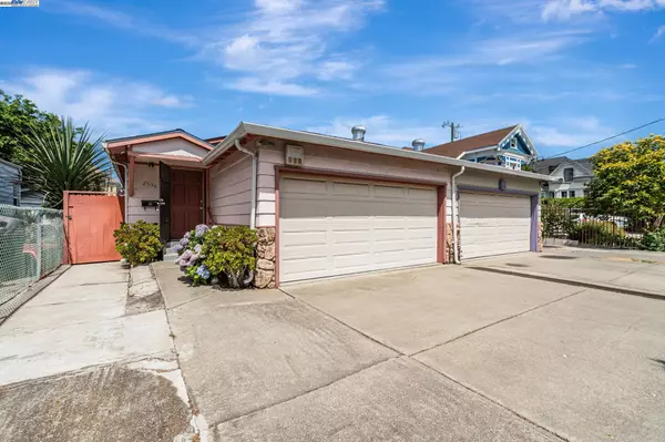 2538 E 16Th St, Oakland, CA 94601
