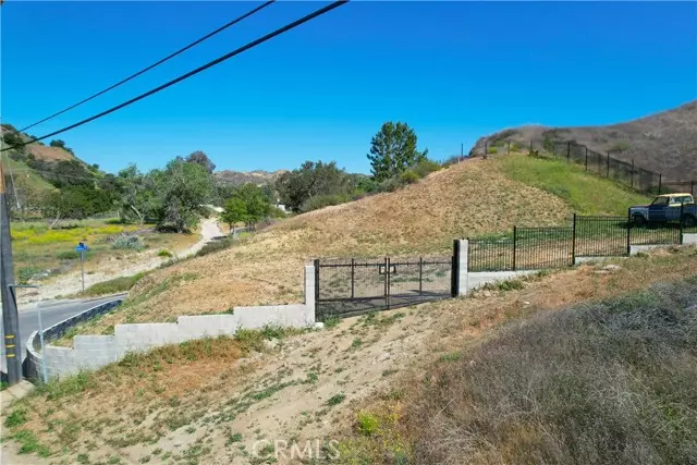 Val Verde, CA 91384,0 Taylor