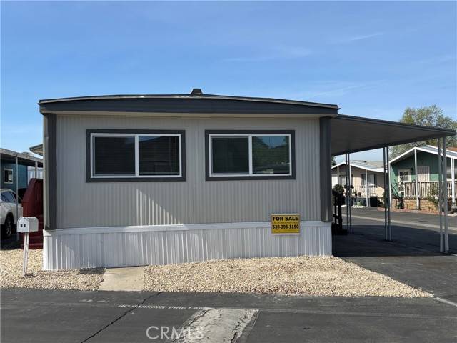 Lakewood, CA 90715,20806 Gridley RD 44