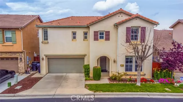 1744 Dali WAY, Hanford, CA 93230