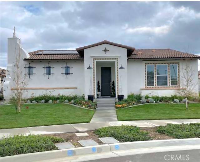Ontario, CA 91761,4511 S. Luna Privado
