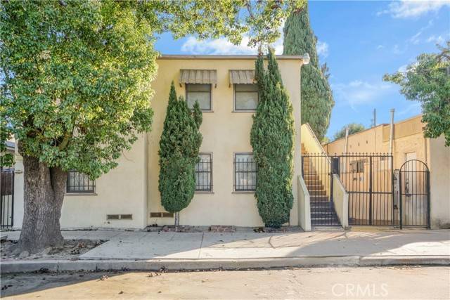 Long Beach, CA 90806,1922 Locust AVE