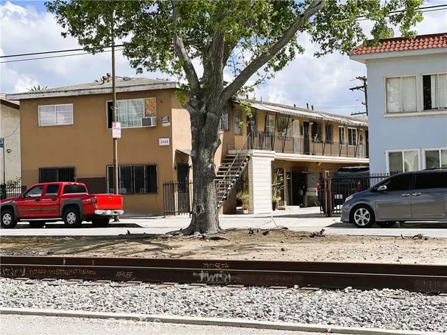 2664 2660 Randolph ST, Huntington Park, CA 90255