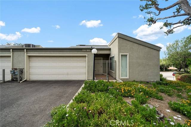 Granada Hills, CA 91344,15796 Midwood DR 6