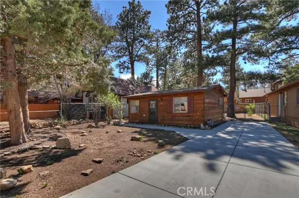 Sugarloaf, CA 92386,726 Riverside AVE