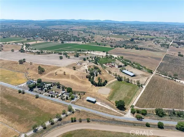 Paso Robles, CA 93446,8455 Creston RD