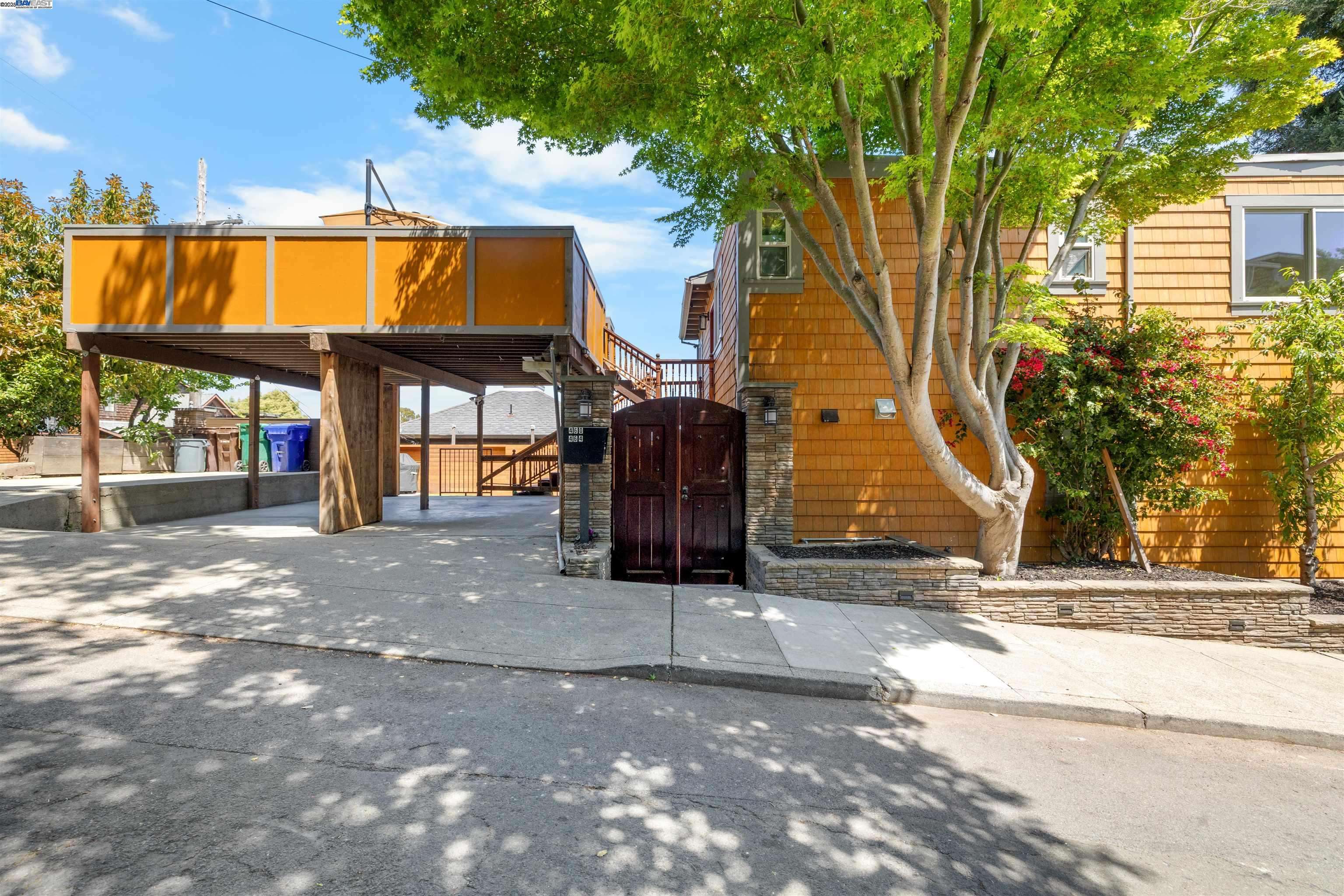Richmond, CA 94801,460-464 Eddy St