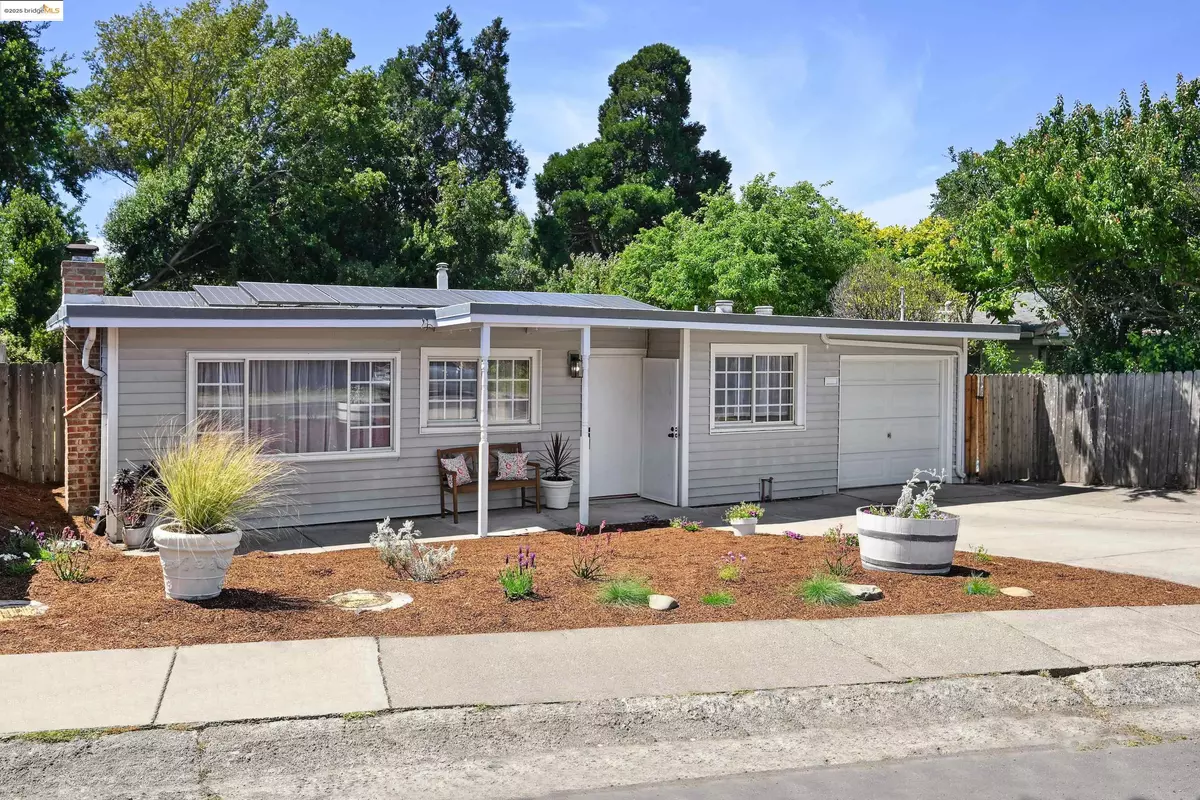 El Sobrante, CA 94803-2798,4125 Miflin Ave