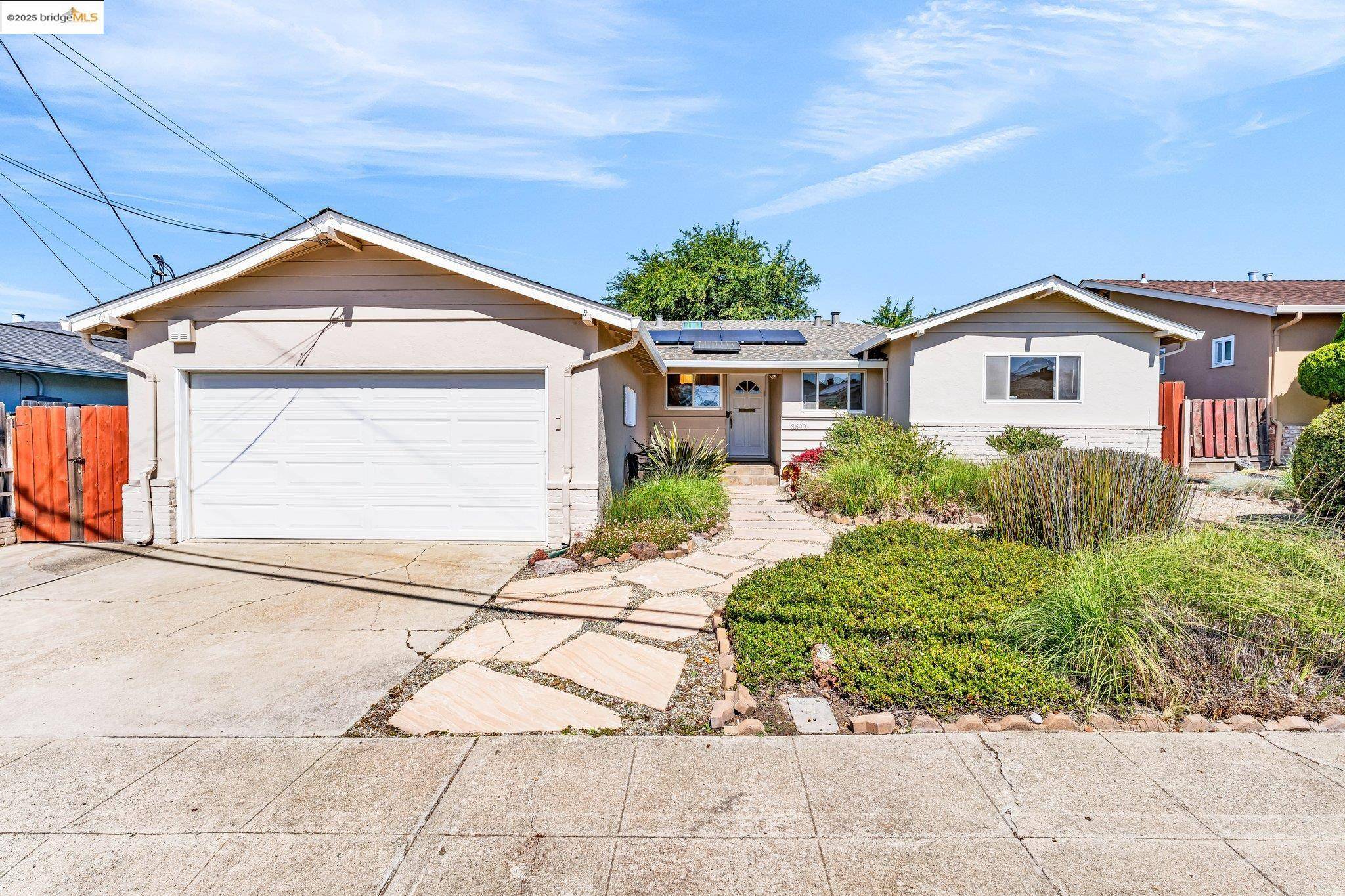 3699 Malcolm Ave, Oakland, CA 94605