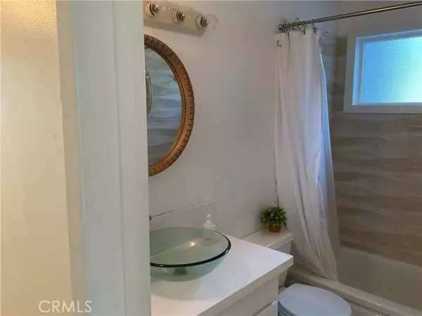 North Hollywood, CA 91606,6301 Coldwater Canyon AVE 13