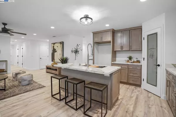 Stockton, CA 95215,4950 NADOTTI RD