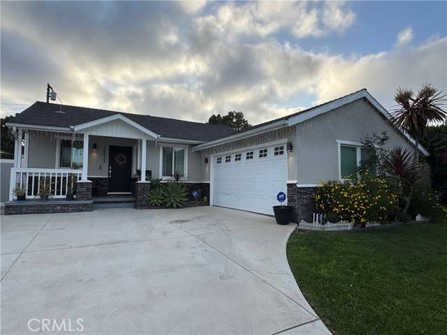 Hawthorne, CA 90250,14825 Cranbrook AVE
