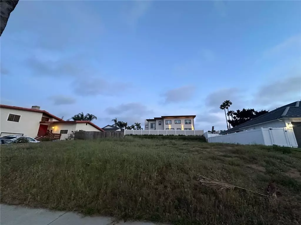 Oceanside, CA 92054,0 SARATOGA