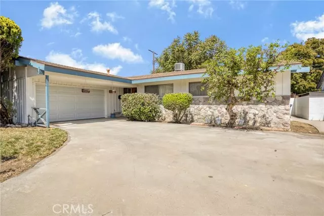 8834 Gerald AVE, North Hills, CA 91343