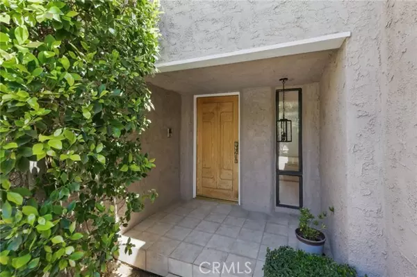 Calabasas, CA 91302,4424 Park Jazmin