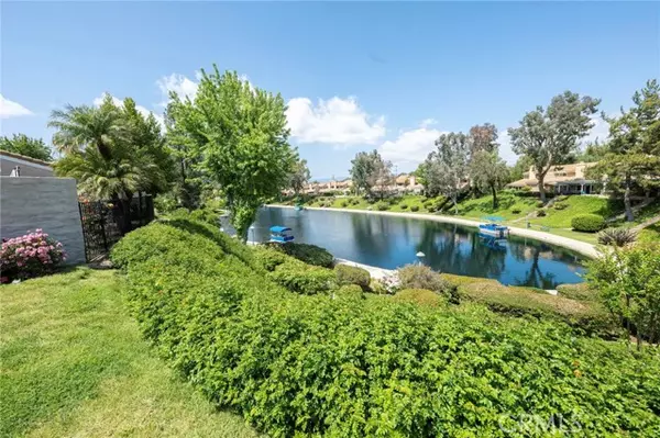 Calabasas, CA 91302,4424 Park Jazmin