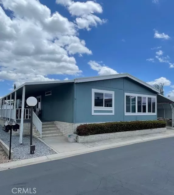 San Jacinto, CA 92583,2230 Lake Park DR 55