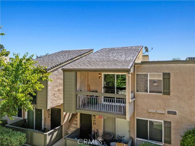 Valencia, CA 91355,24518 Nicklaus DR O20