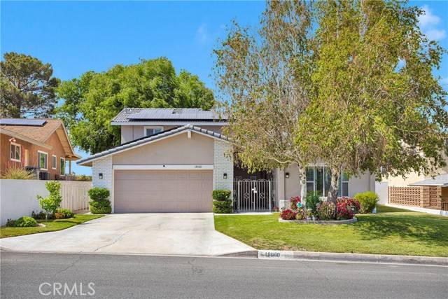 18060 Pebble Beach DR, Victorville, CA 92395