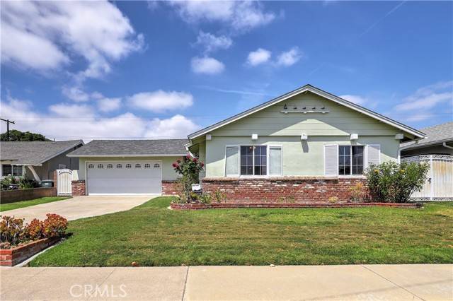 7451 Apache, Buena Park, CA 90620