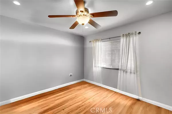 San Fernando, CA 91340,1933 Glenoaks BLD 127