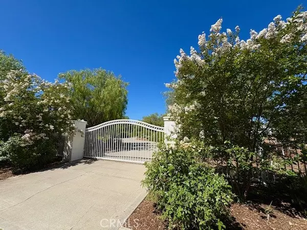 Murrieta, CA 92562,40485 Via Caballos