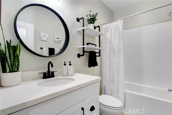 Mentone, CA 92359,1212 Venice AVE