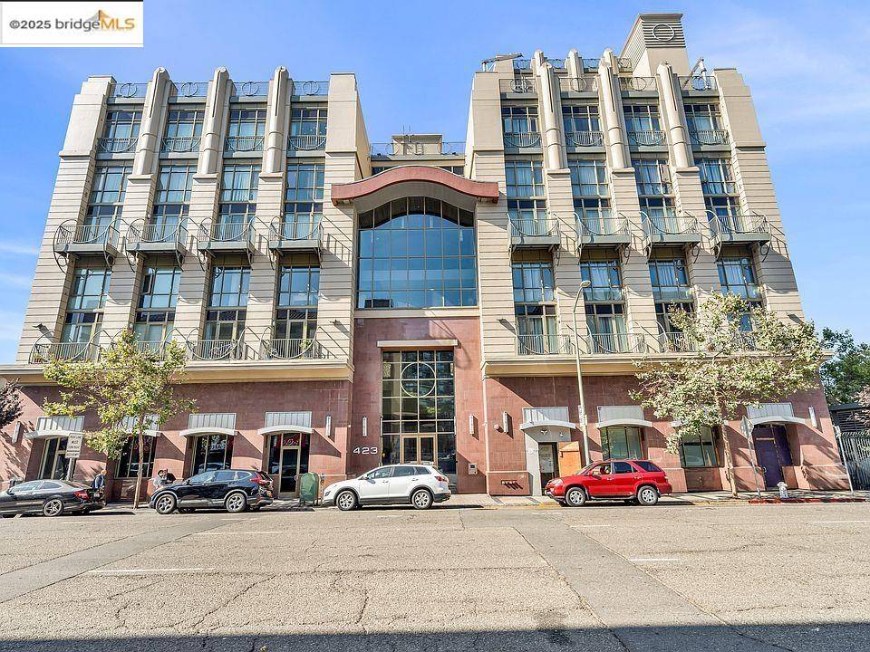 423 7Th St 914, Oakland, CA 94607