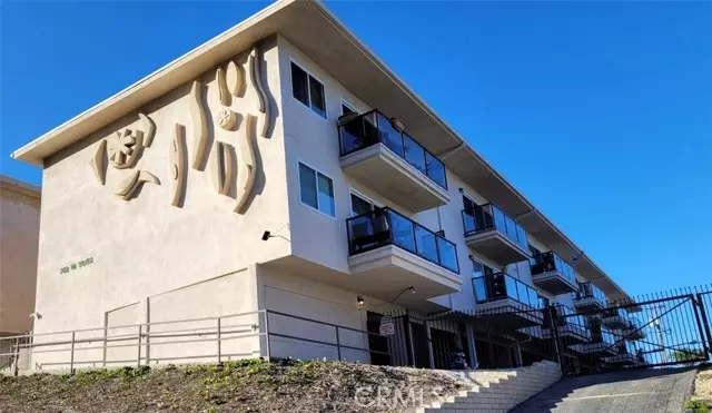 762 W 30th ST 10, San Pedro, CA 90731