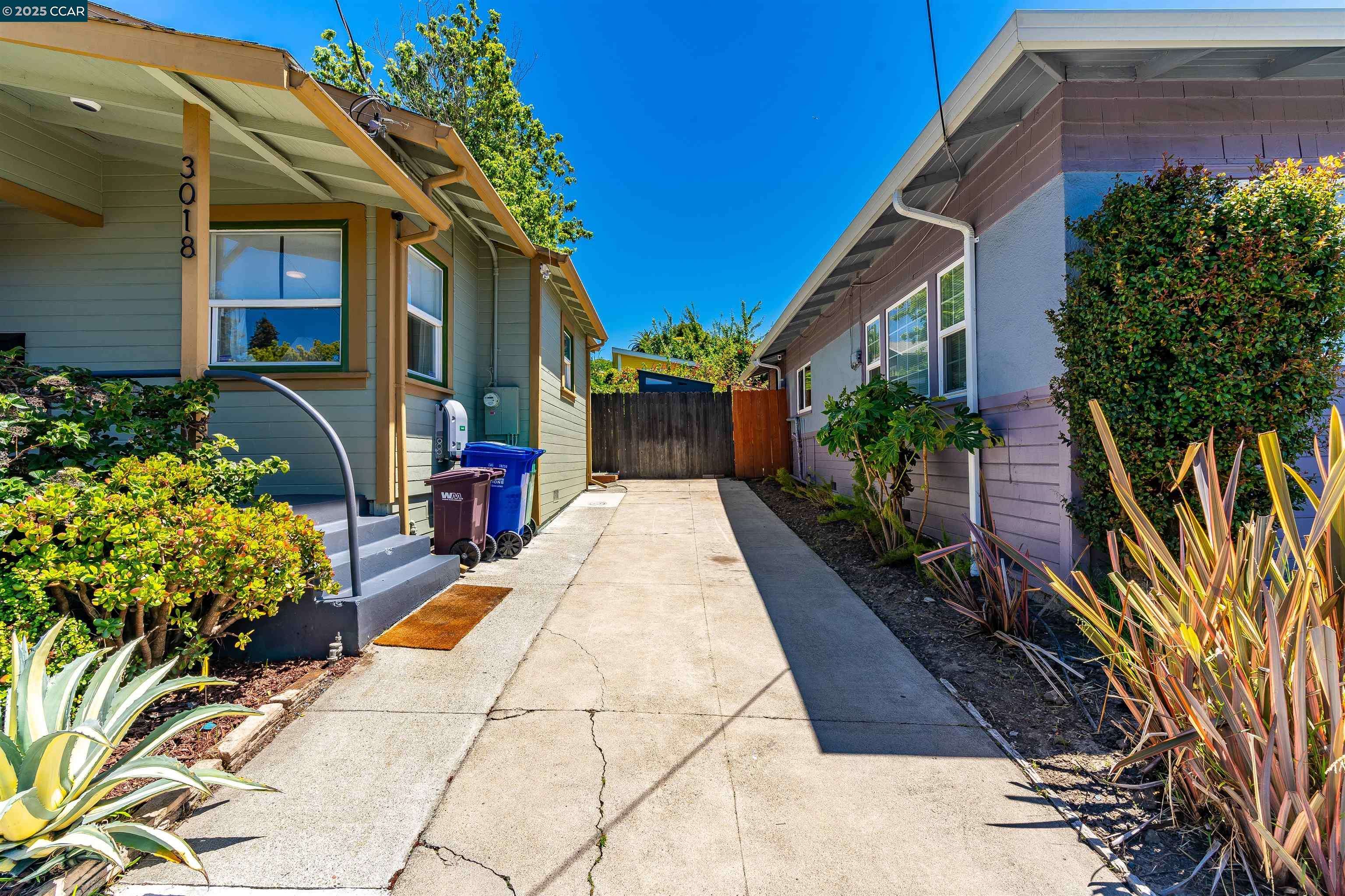 Oakland, CA 94619,3018 Courtland Ave