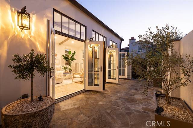 Newport Beach, CA 92663,110 Via Orvieto