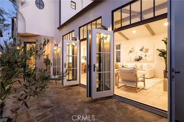 Newport Beach, CA 92663,110 Via Orvieto