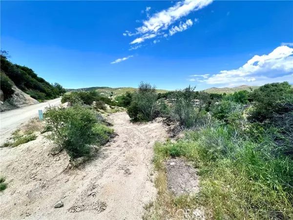 Banning, CA 92220,45902 Lynx ST
