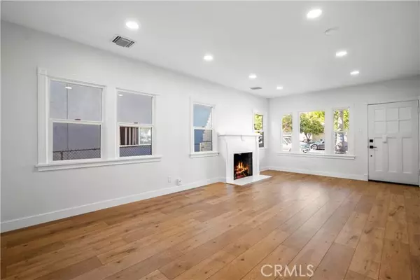 Glendale, CA 91206,1116 E Doran ST