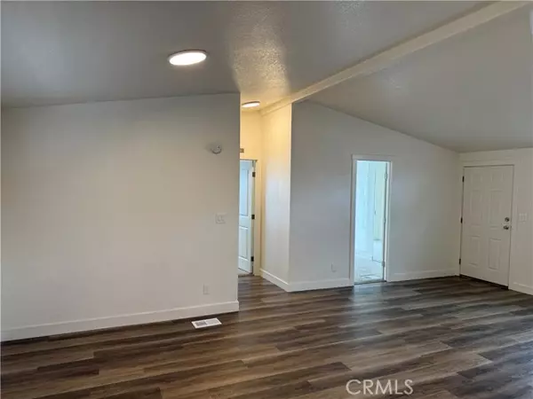 Paramount, CA 90723,16600 Downey AVE 75